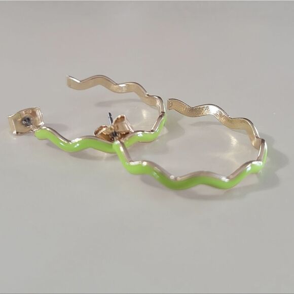 aerie Gold and Green Wavy Hoop Earrings - Picture 1 of 8